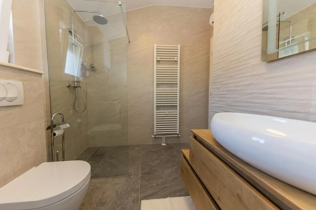 Apartment Apartman Sisters - Free Parking Trogir Croatia