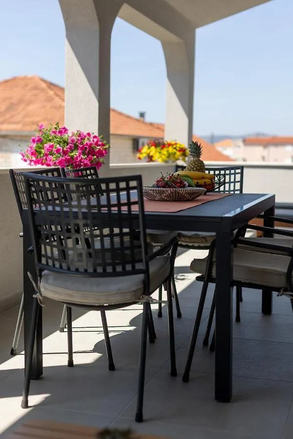 Apartman Sisters - Free Parking Trogir