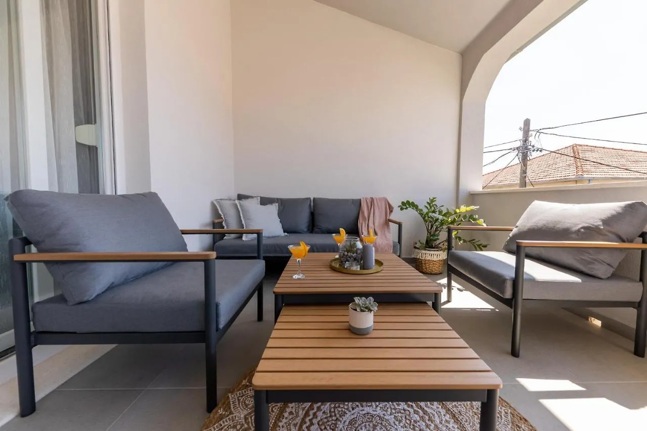 Apartment Apartman Sisters - Free Parking Trogir